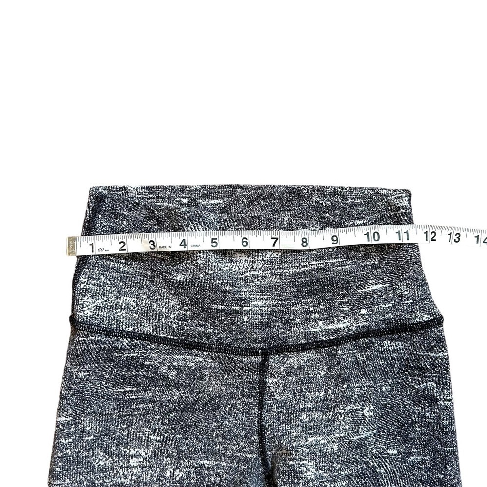 Lululemon Wunder Under Crop (Hi-Rise) *21" Rush Jacquard Black White - Picture 13 of 15